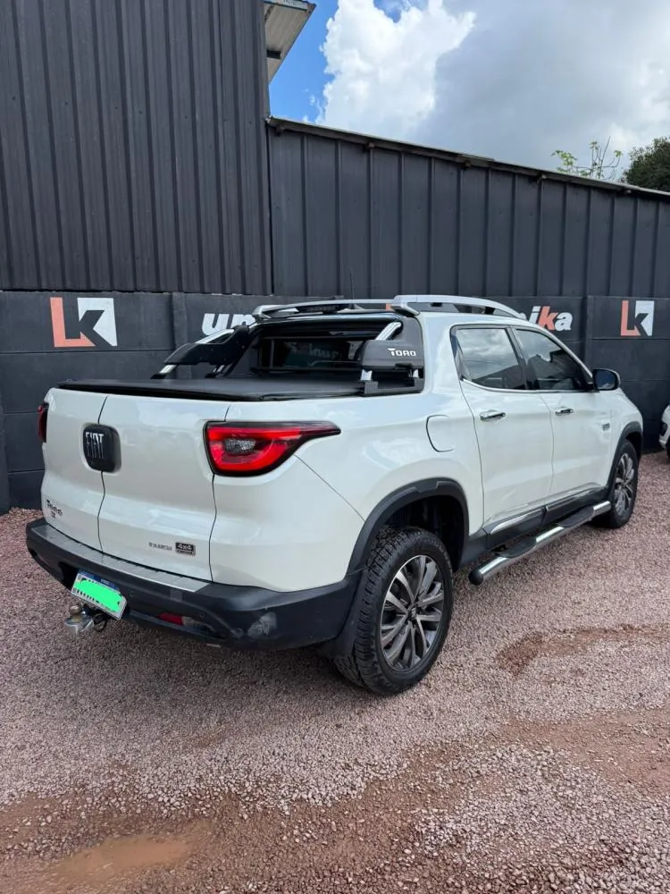  FIAT TORO RANCH 4X4 AUTOMÁTICA 