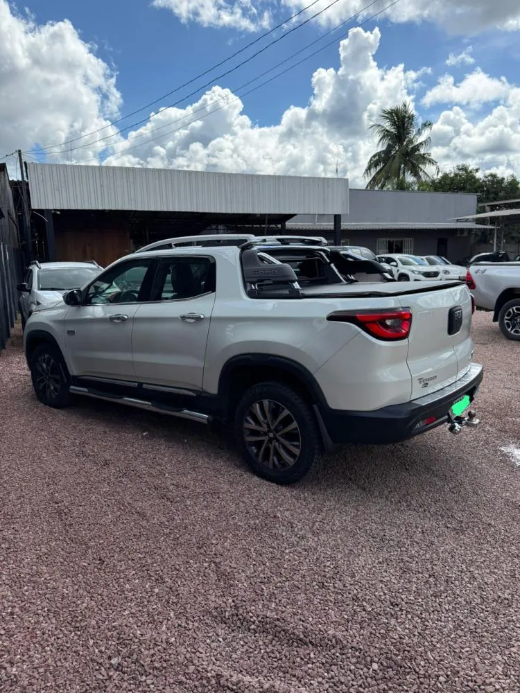  FIAT TORO RANCH 4X4 AUTOMÁTICA 